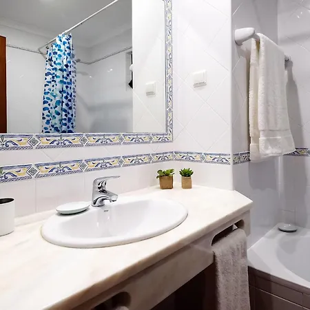 Сasa de vacaciones Lotus Villa- By Interhome