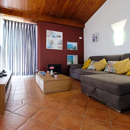 Сasa de vacaciones Lotus Villa- By Interhome *